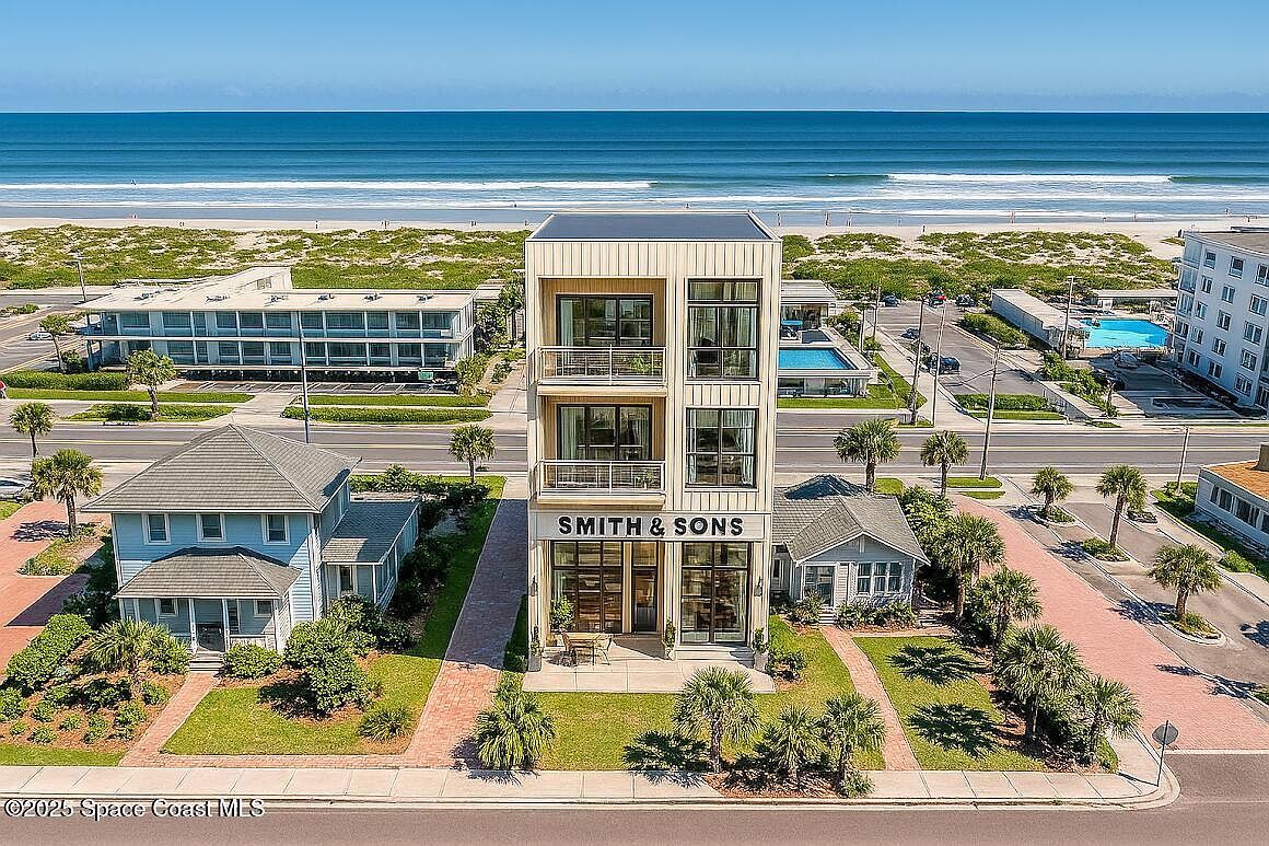 118 N Atlantic Ave Cocoa Beach, FL 32931 - Thumbnail 5