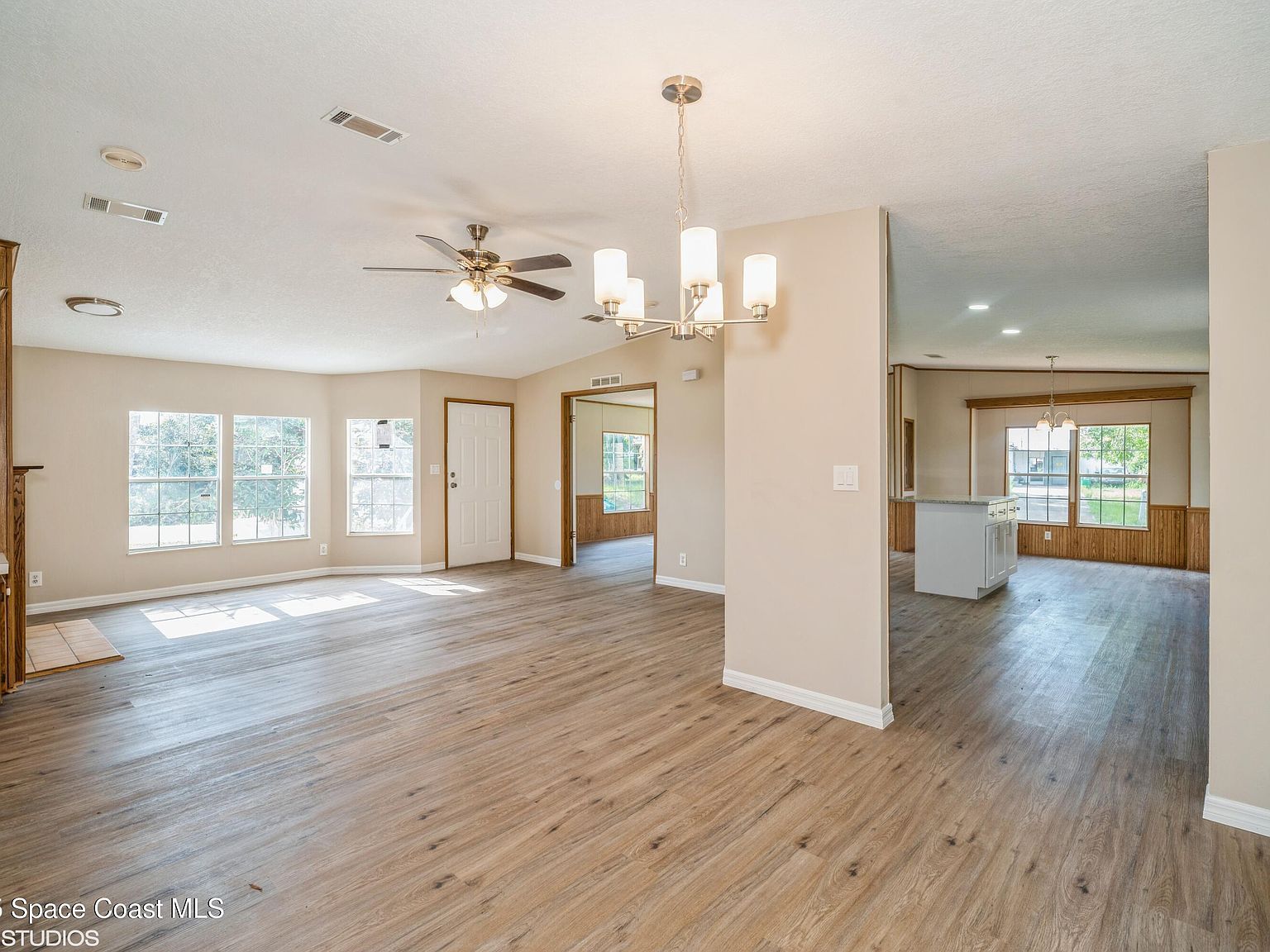 155 Vanguard Cir Cocoa, FL 32926 - Thumbnail 5