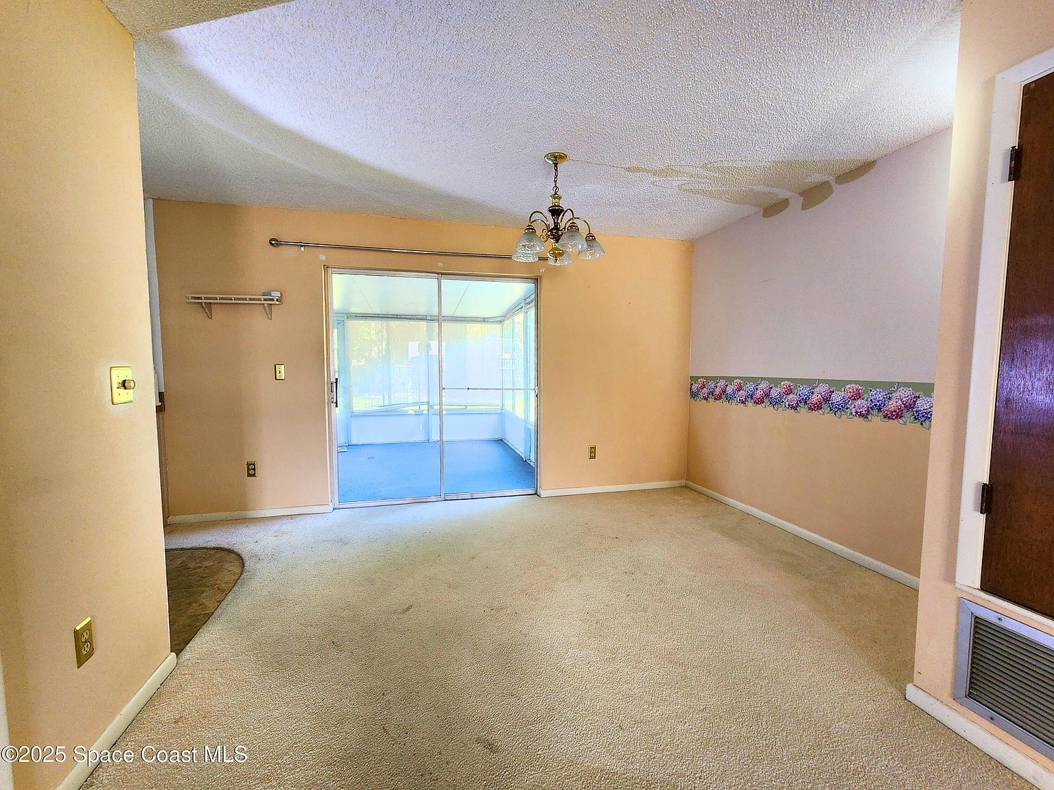 1675 Ashwood Ave Titusville, FL 32796 - Thumbnail 5