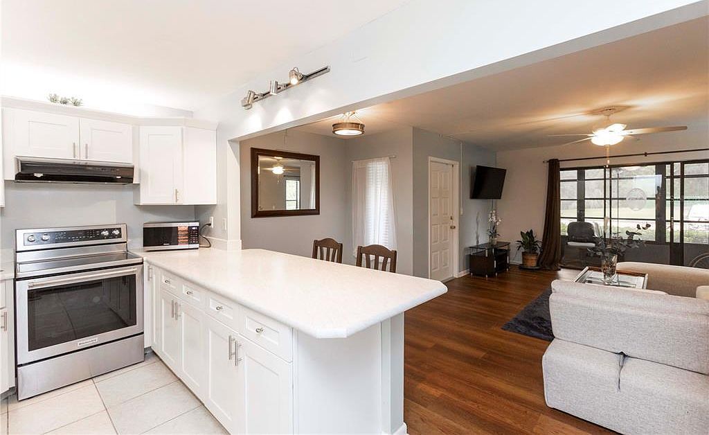 3153 Lake Pine Way APT A1 Tarpon Springs, FL 34688 - Thumbnail 5