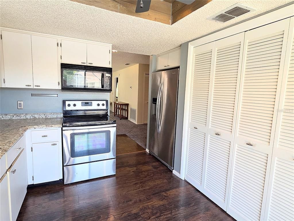 12404 Eagleswood Dr APT C Hudson, FL 34667 - Thumbnail 5