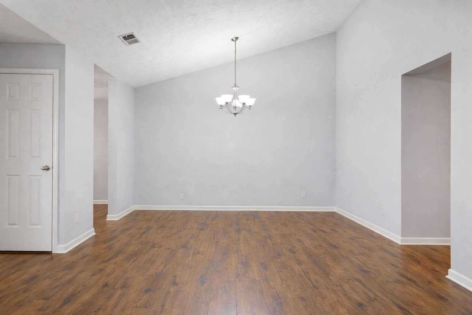 2360 U.S. 31W #104, White House, TN, USA, 37188 - Thumbnail 5