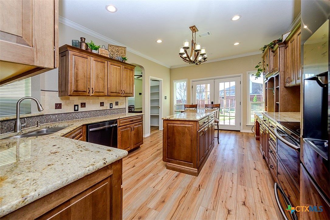 2425 Catawba Loop Harker Heights, TX 76548 - Thumbnail 5