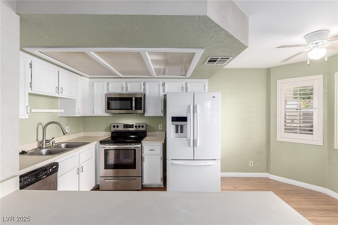 1325 Pinto Rock Ln Unit 102 Las Vegas, NV 89128 - Thumbnail 5