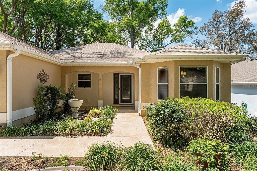 110 Chula Vista Ave Lady Lake, FL 32159 - Thumbnail 5