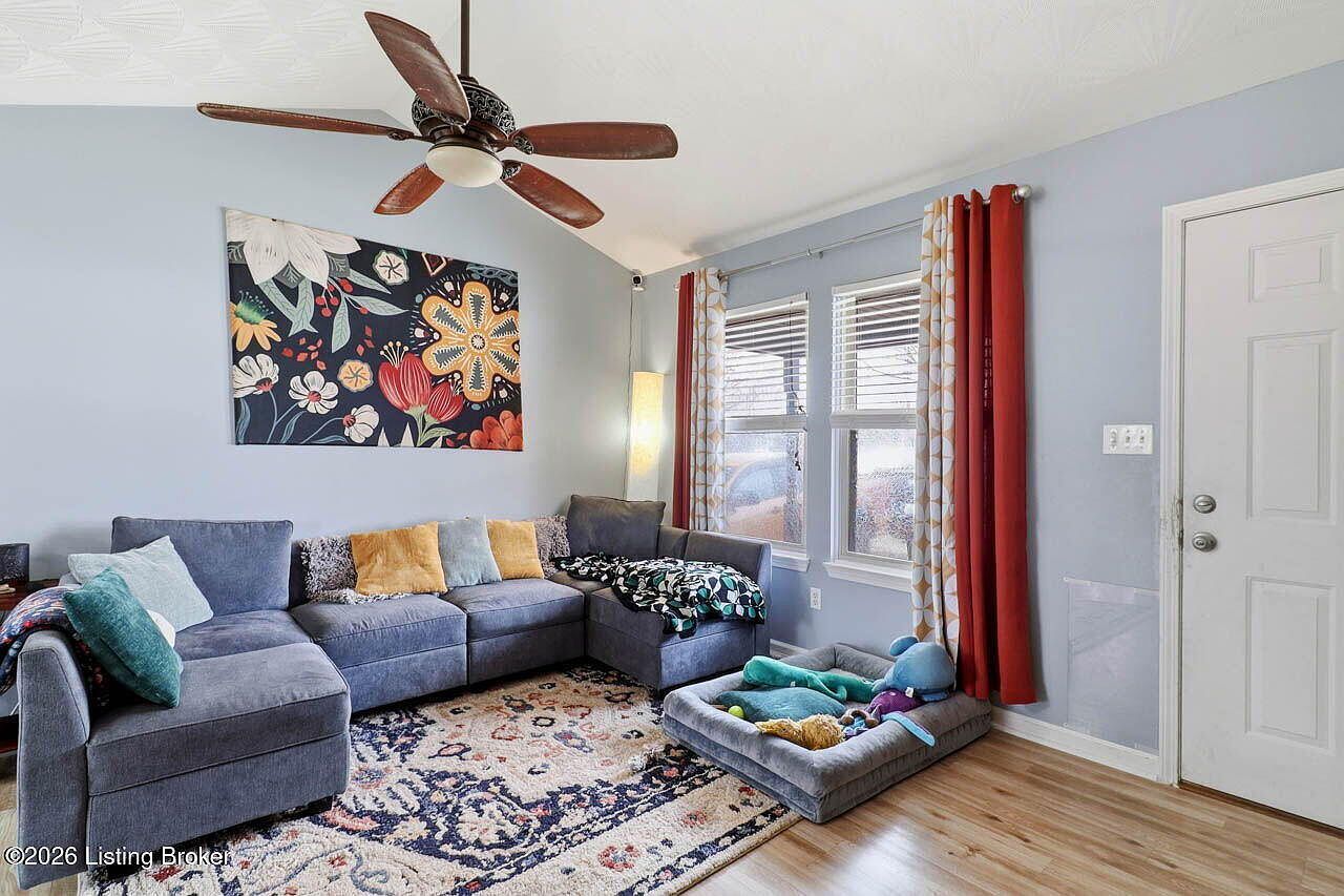 12437 Kingsley Dr Louisville, KY 40229 - Thumbnail 5