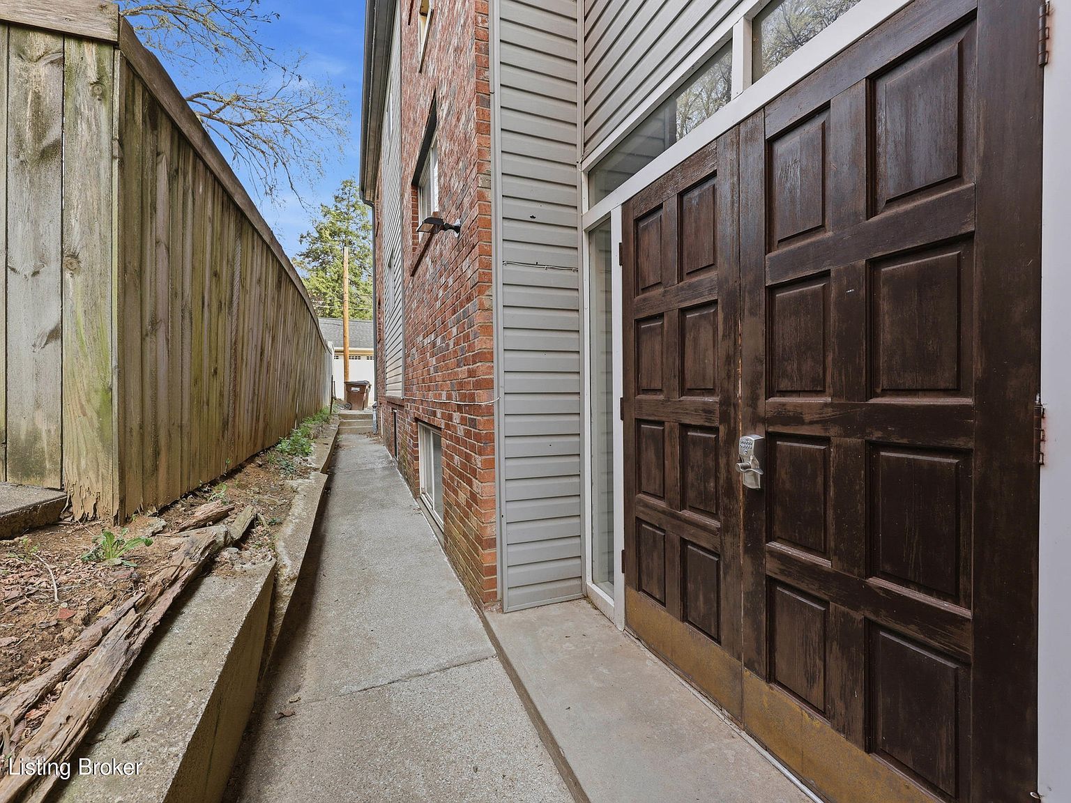 2189 Baringer Ave Louisville, KY 40204 - Thumbnail 5