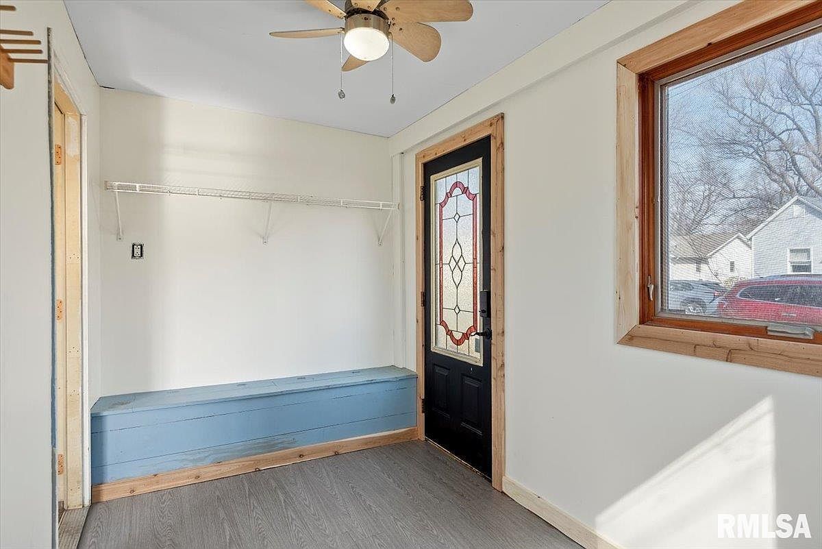 1019 W Jefferson St Auburn, IL 62615 - Thumbnail 5