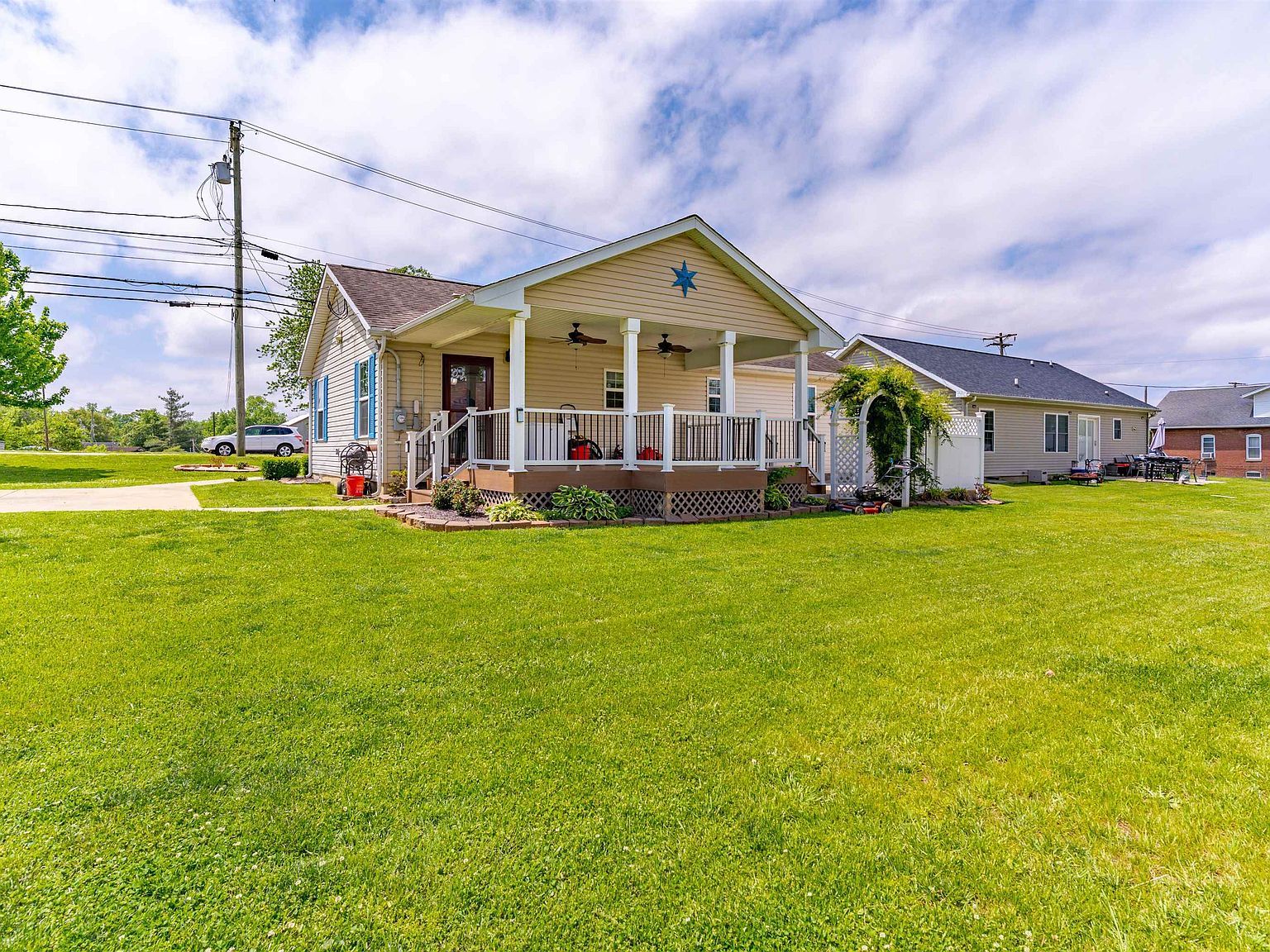 1129 Washington St Henderson, KY 42420 - Thumbnail 5