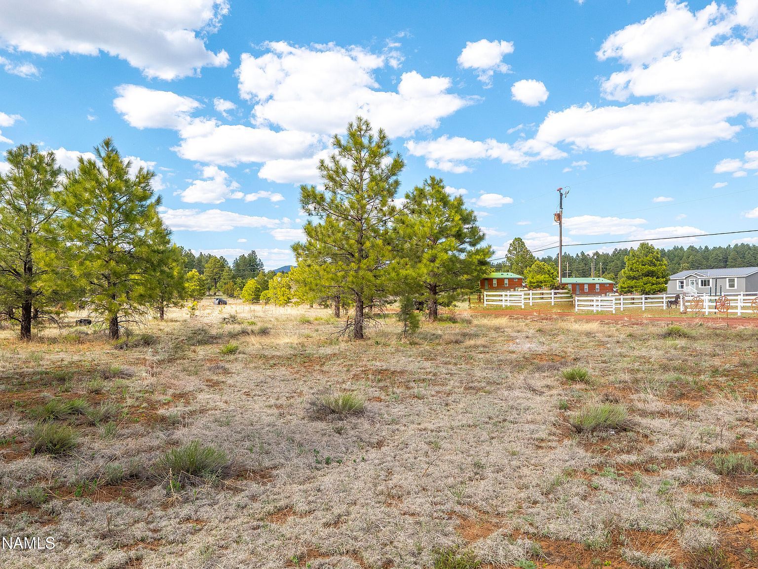 100 S Hot Rod Aly Parks, AZ 86018 - Thumbnail 5