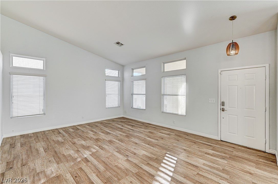 6322 Antelope Creek Ct North Las Vegas, NV 89031 - Thumbnail 5