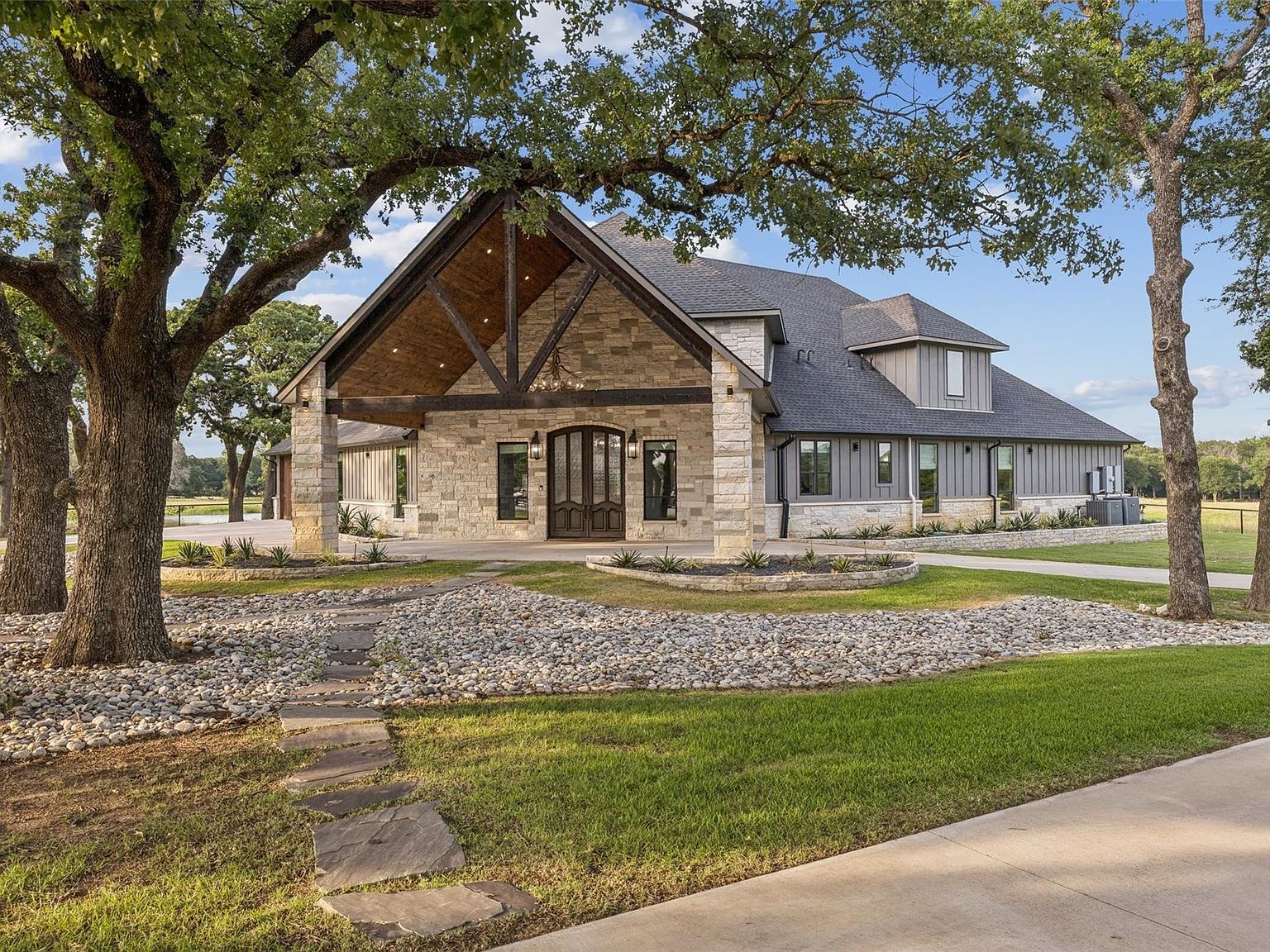 12877 Foutch Rd Pilot Point, TX 76258 - Thumbnail 5