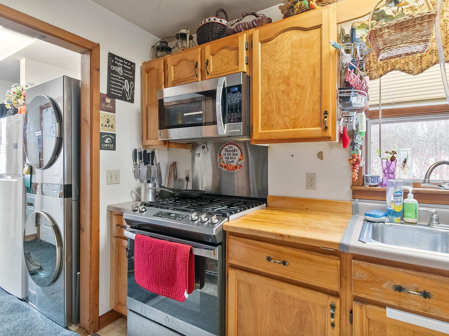 77 Johnson Street Ext Hyde Park, VT 05655 - Thumbnail 5