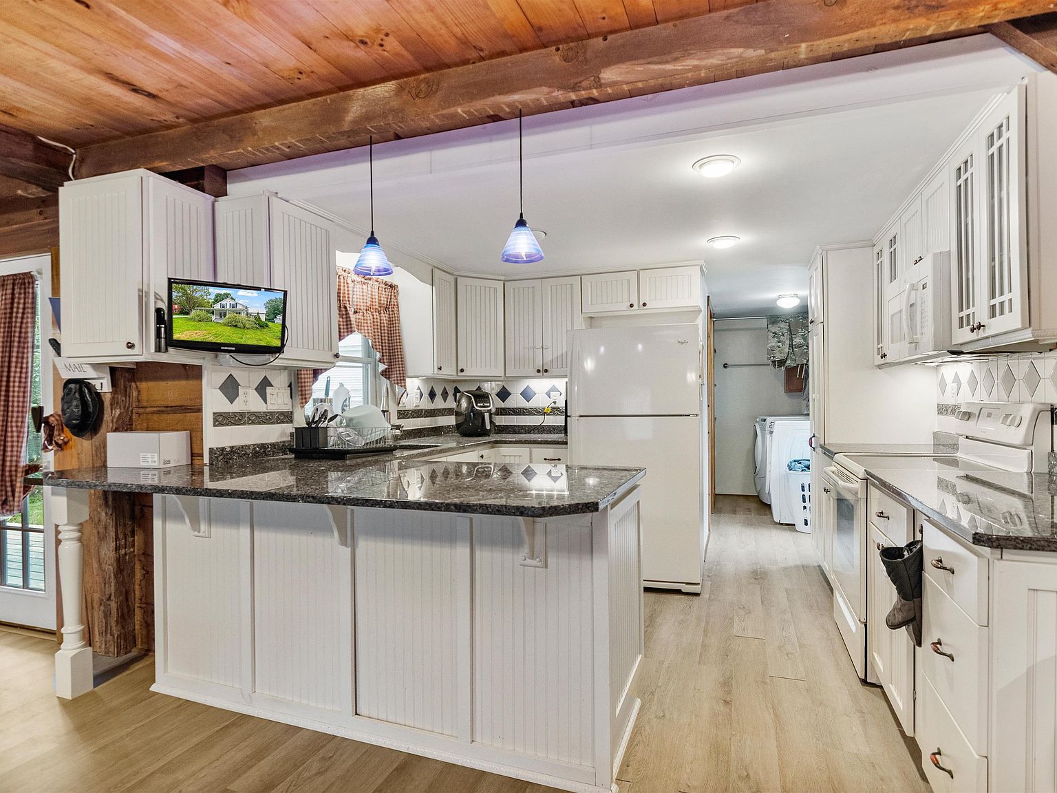 14 School St Highgate Center, VT 05459 - Thumbnail 5