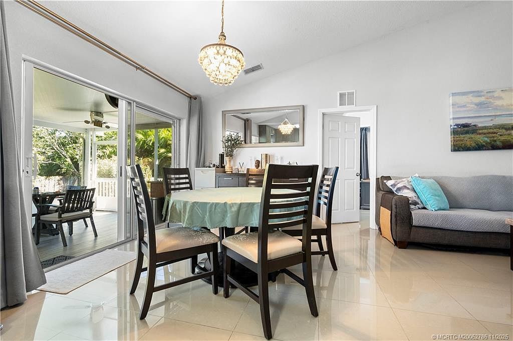 3785 SE Middle St Stuart, FL 34997 - Thumbnail 5