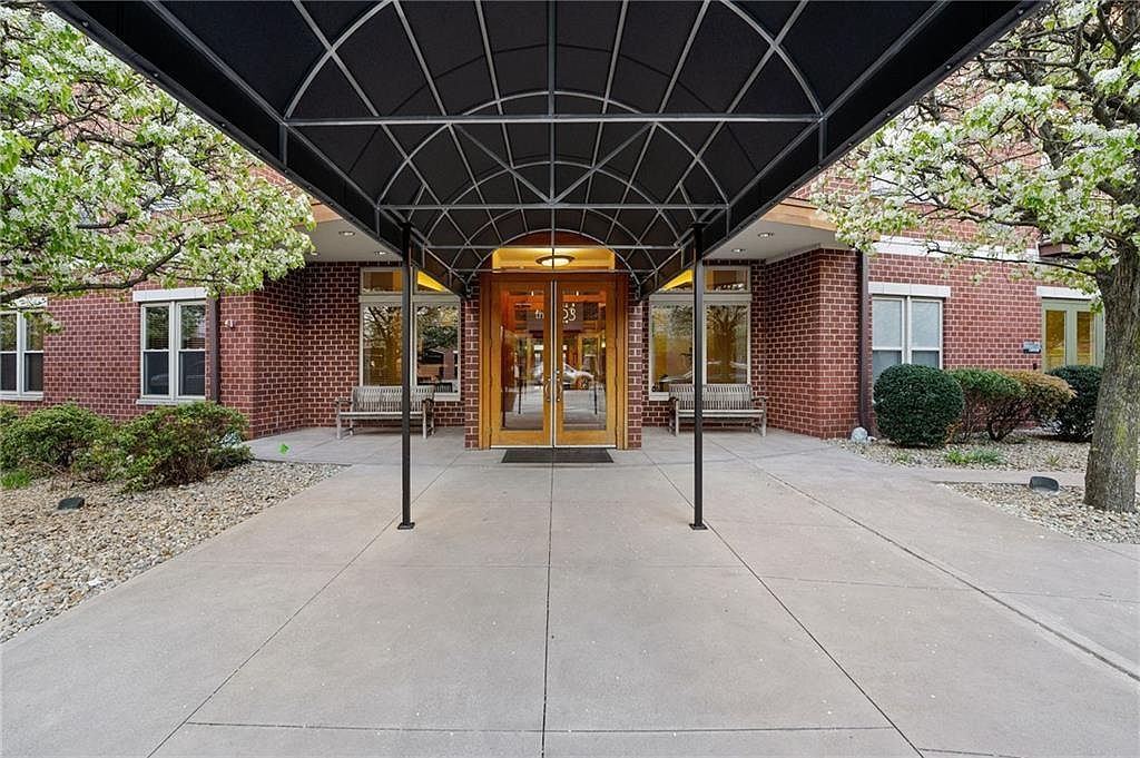 1000 Providence Pl APT 162 Providence, RI 02903 - Thumbnail 5