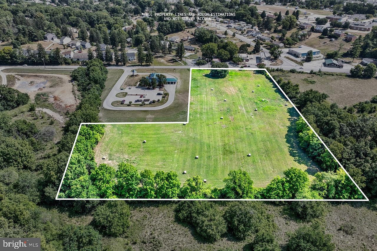 S George St Charles Town, WV 25414 - Thumbnail 5