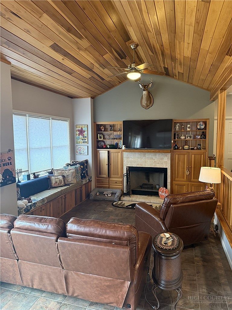 510 Pineview Dr Boone, NC 28607 - Thumbnail 5