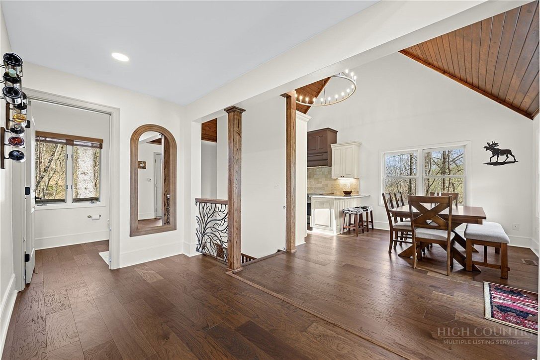 160 Bagpipe Way Banner Elk, NC 28604 - Thumbnail 5