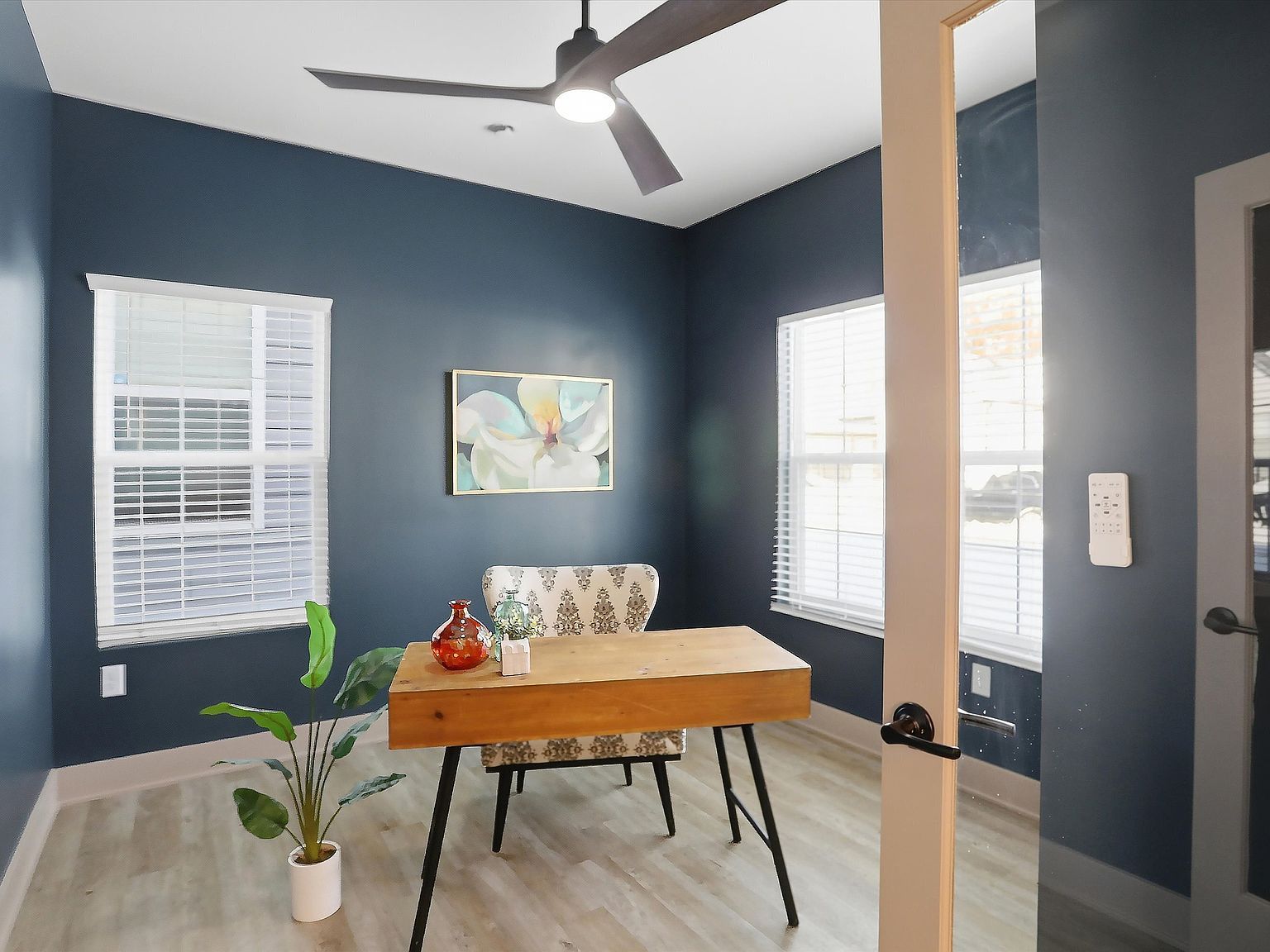 1427 Deloss St Indianapolis, IN 46201 - Thumbnail 5