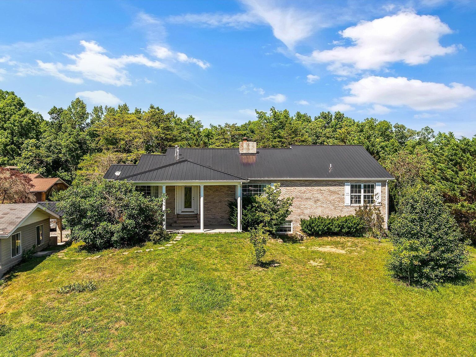 1436 Chapman Hwy Sevierville, TN 37876 - Thumbnail 5