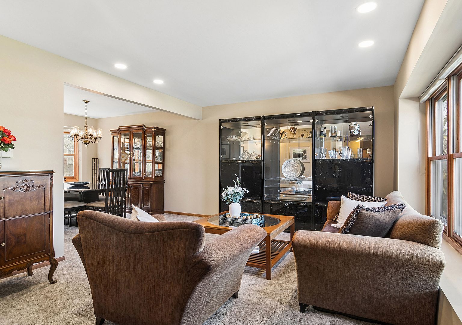 302 Chateau Dr Buffalo Grove, IL 60089 - Thumbnail 5