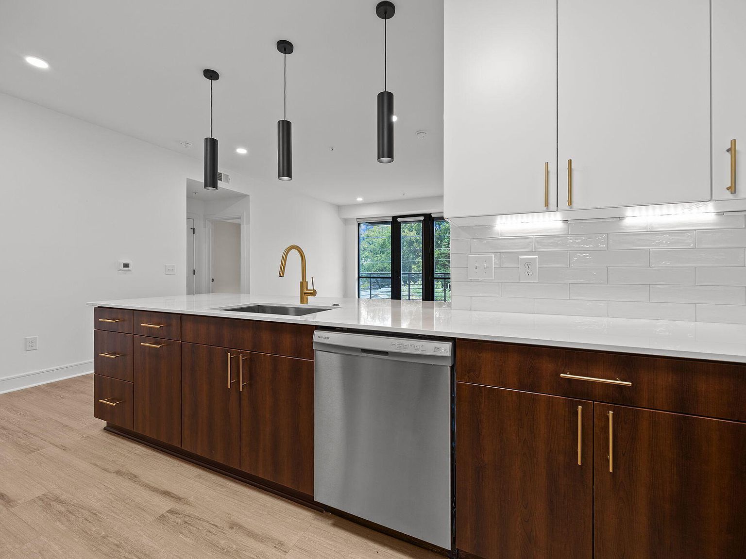 615 W Peace St #307 Raleigh, NC 27605 - Thumbnail 5