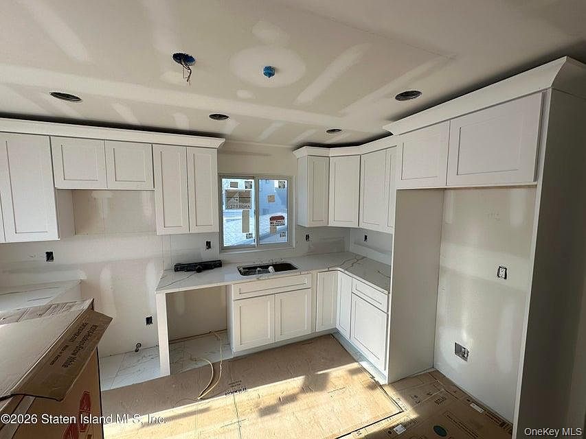 78 Purdy Ave Staten Island, NY 10314 - Thumbnail 5