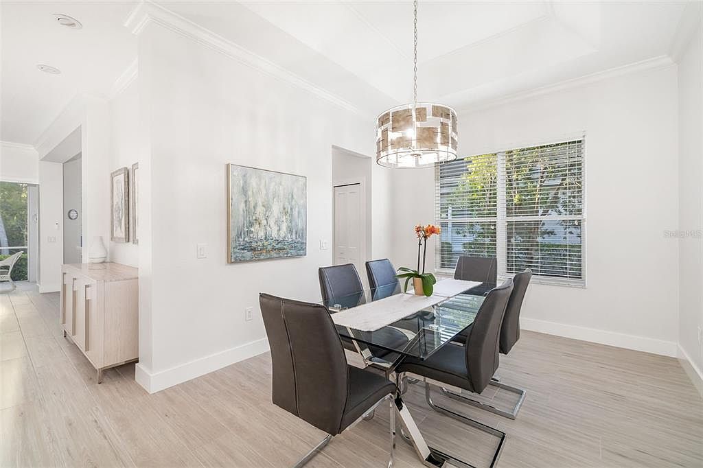 7016 Lennox Pl University Park, FL 34201 - Thumbnail 5