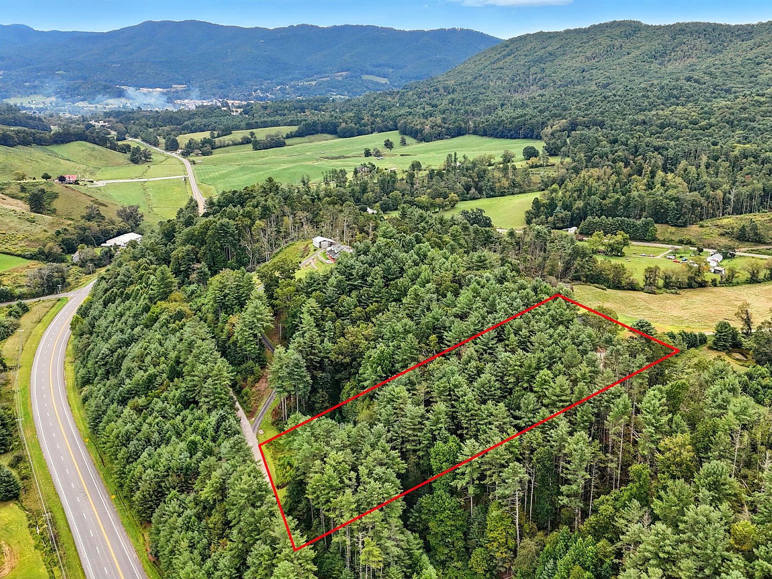 Whispering Pine Way Mountain City, TN 37683 - Thumbnail 5