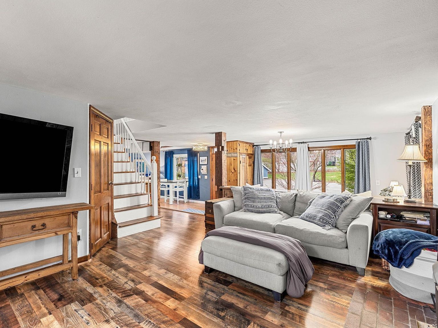 256 E Dunstable Rd Nashua, NH 03062 - Thumbnail 5