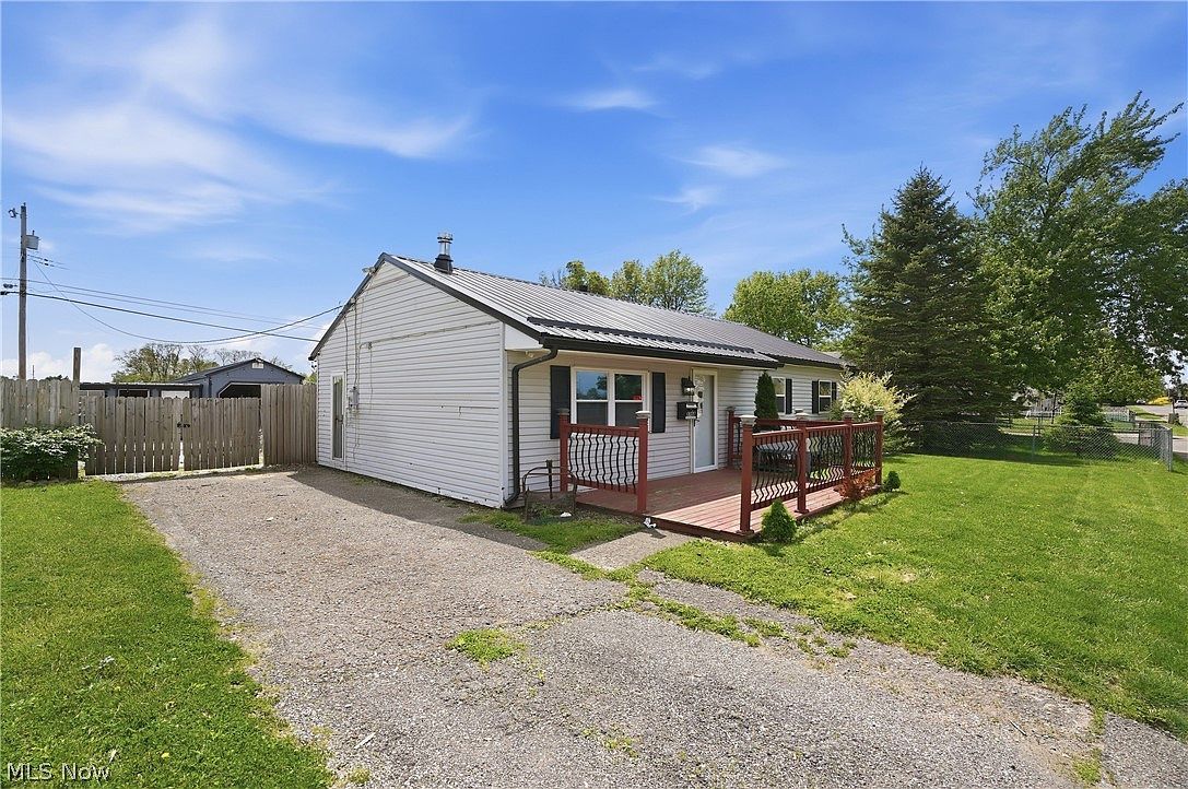 2708 19th St NE Canton, OH 44705 - Thumbnail 5
