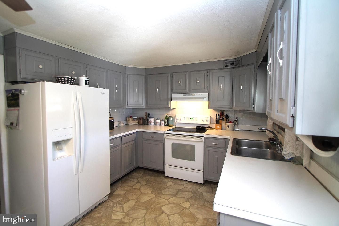 24194 Route 333 Thompsontown, PA 17094 - Thumbnail 5