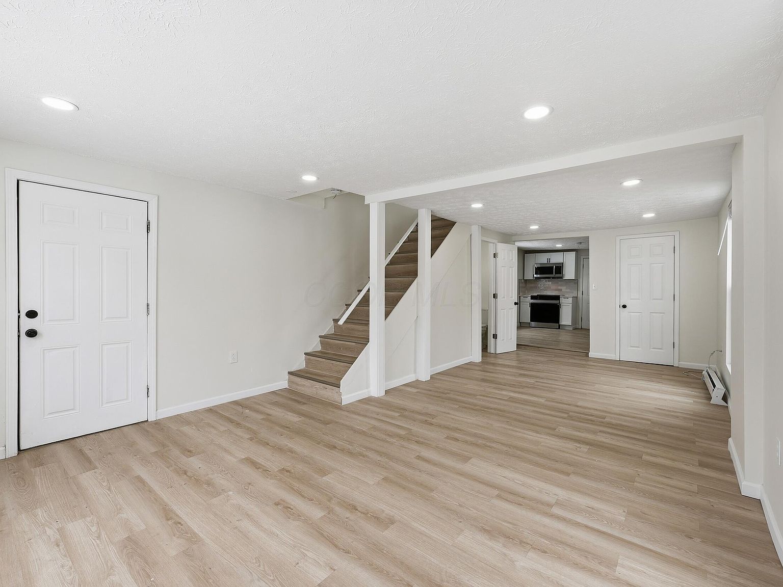 126 S Oakley Ave Columbus, OH 43204 - Thumbnail 5