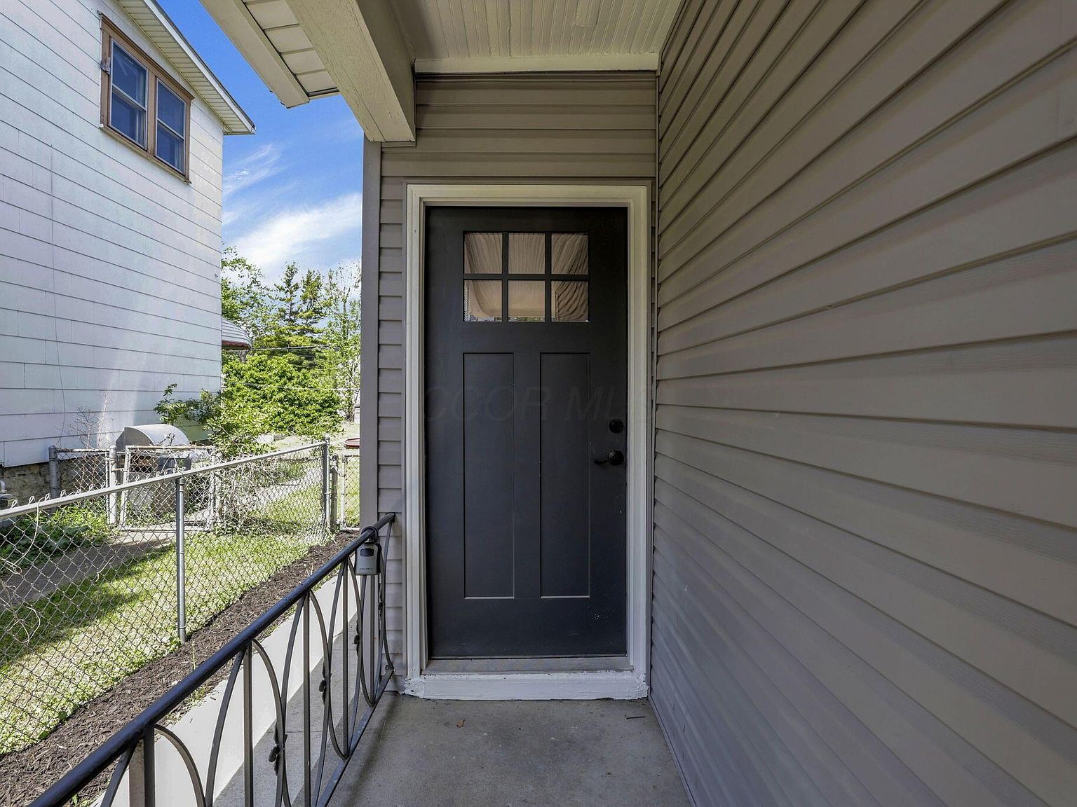 582 Siebert St Columbus, OH 43206 - Thumbnail 5