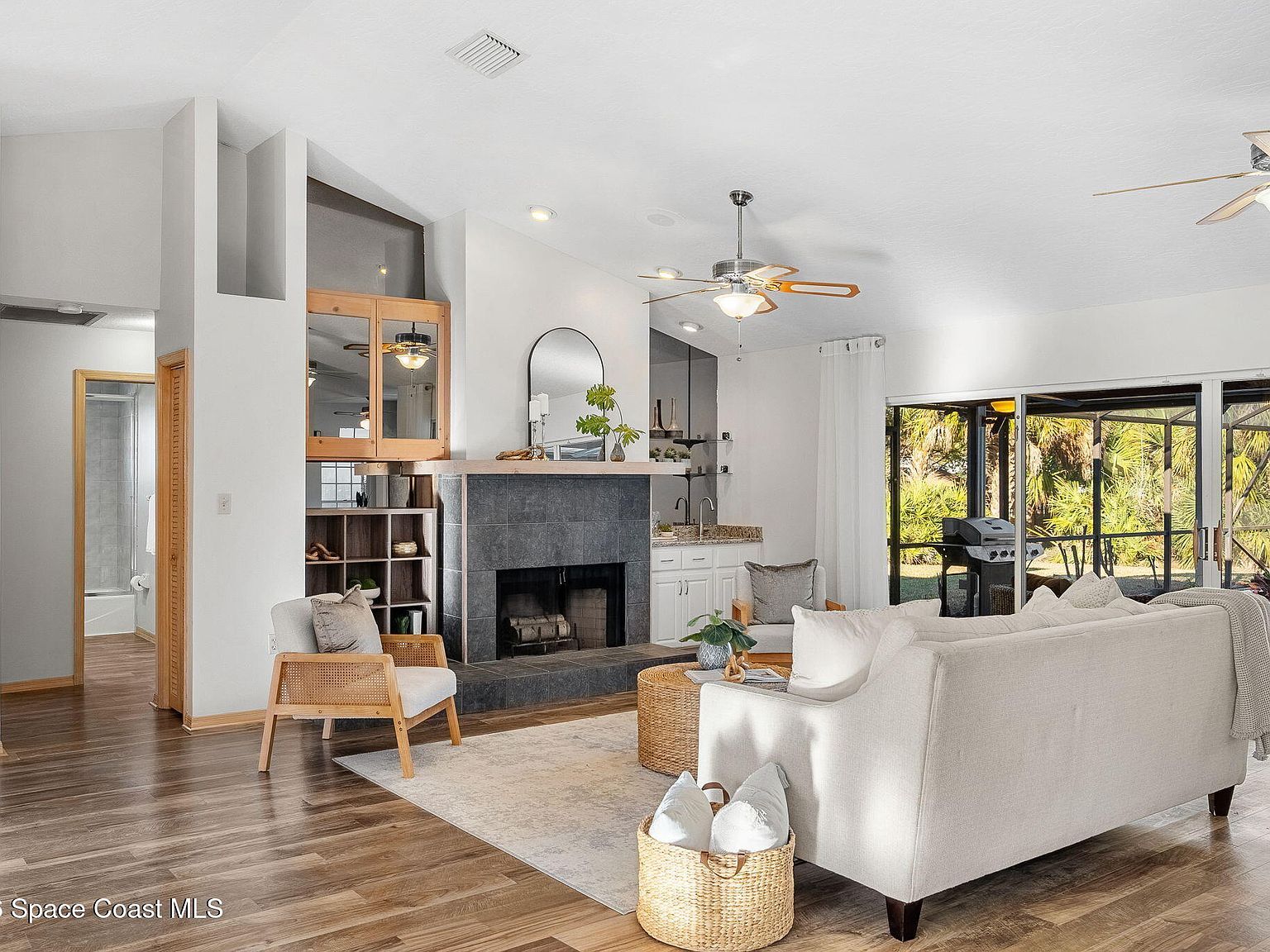 3015 Gentle Breezes Ct Melbourne, FL 32934 - Thumbnail 5