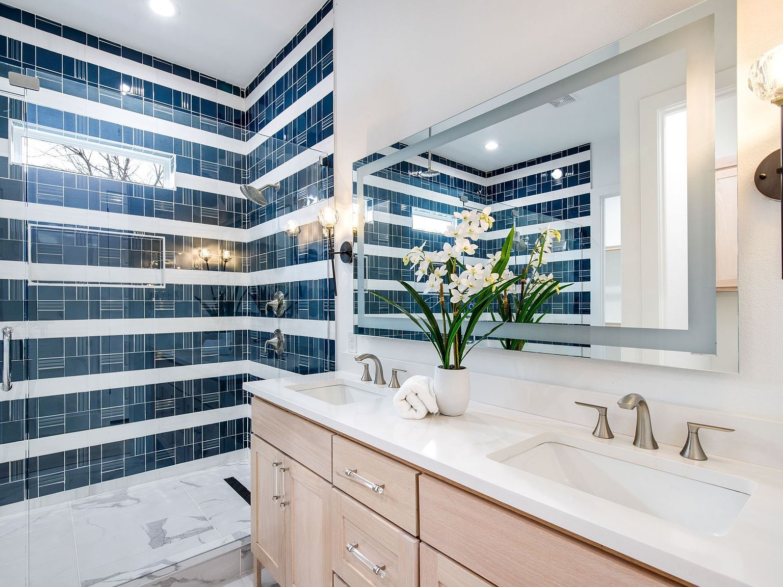 807 S Glasgow Dr Dallas, TX 75223 - Thumbnail 5