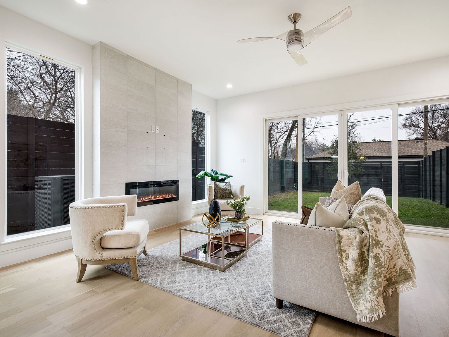 805 S Glasgow Dr Dallas, TX 75223 - Thumbnail 5