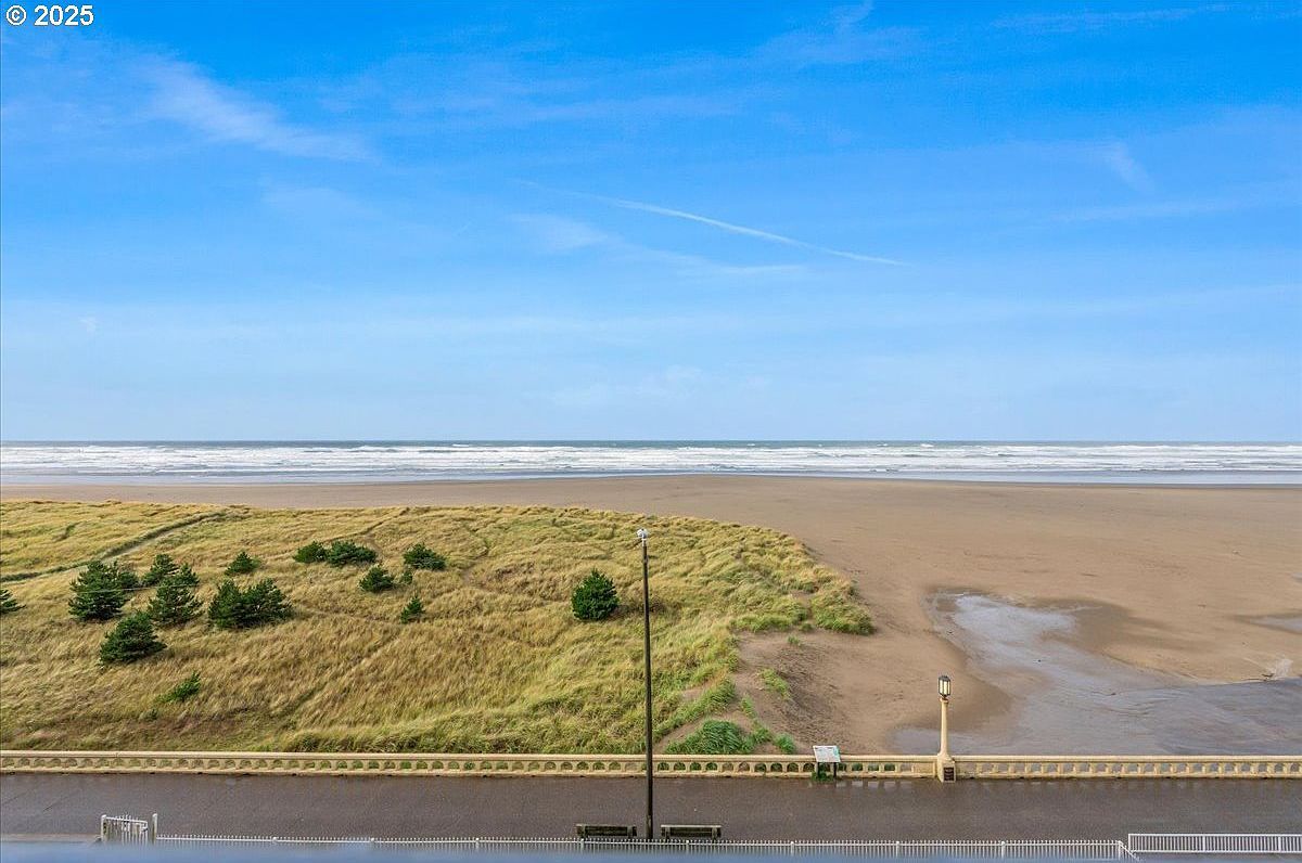 361 S Prom #502 Seaside, OR 97138 - Thumbnail 5