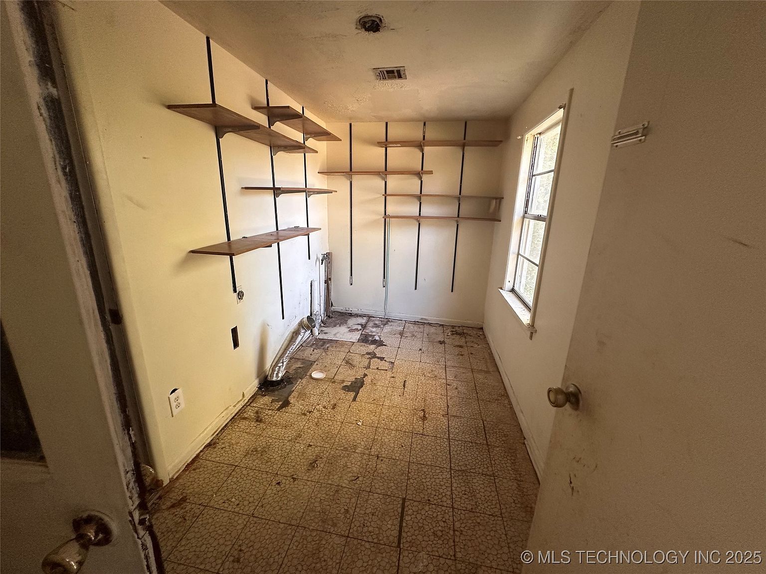 805 E Tejon Ave Bristow, OK 74010 - Thumbnail 5