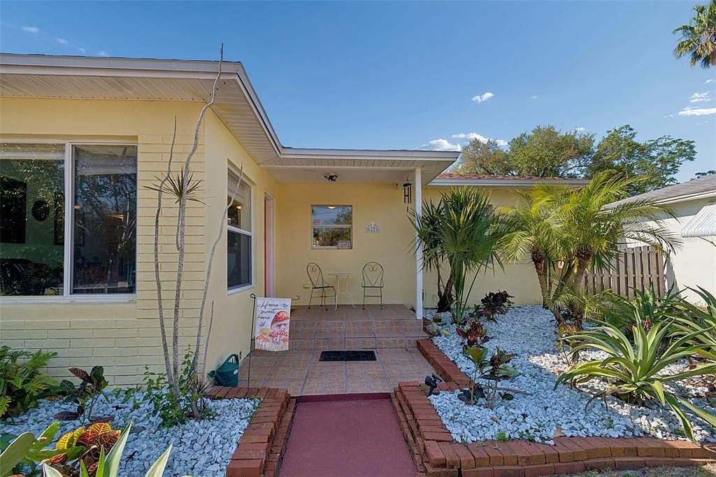 6226 8th Ave S Gulfport, FL 33707 - Thumbnail 5