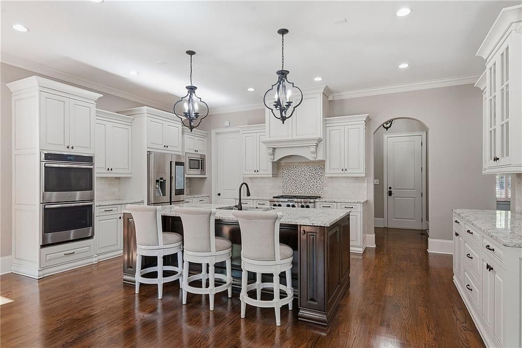 2380 Manor Creek Ct Cumming, GA 30041 - Thumbnail 5