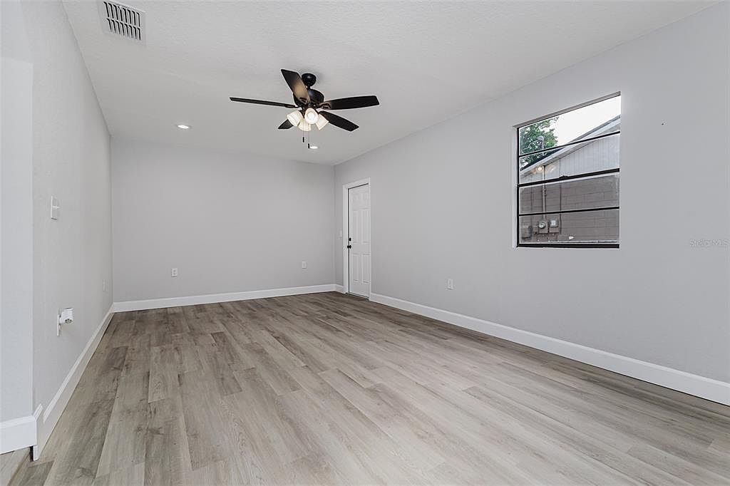 4132 Chowen Dr Lakeland, FL 33810 - Thumbnail 5