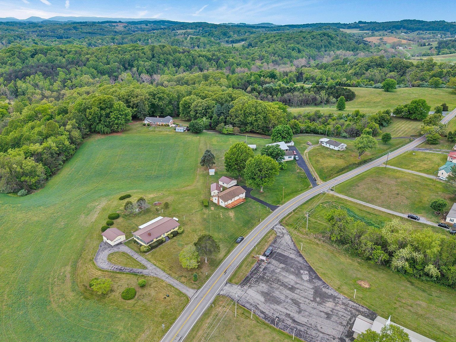 1151 Wheatland Rd Buchanan, VA 24066 - Thumbnail 5