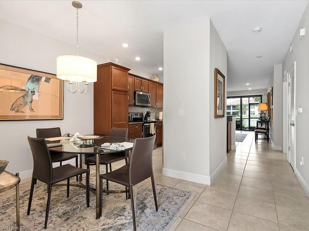 15102 Palmer Lake Cir Unit 105 Naples, FL 34109 - Thumbnail 5