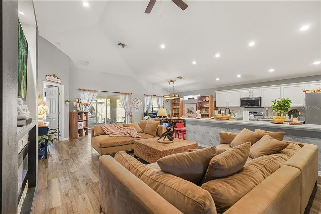 4531 Calumet Dr Saint Cloud, FL 34772 - Thumbnail 5