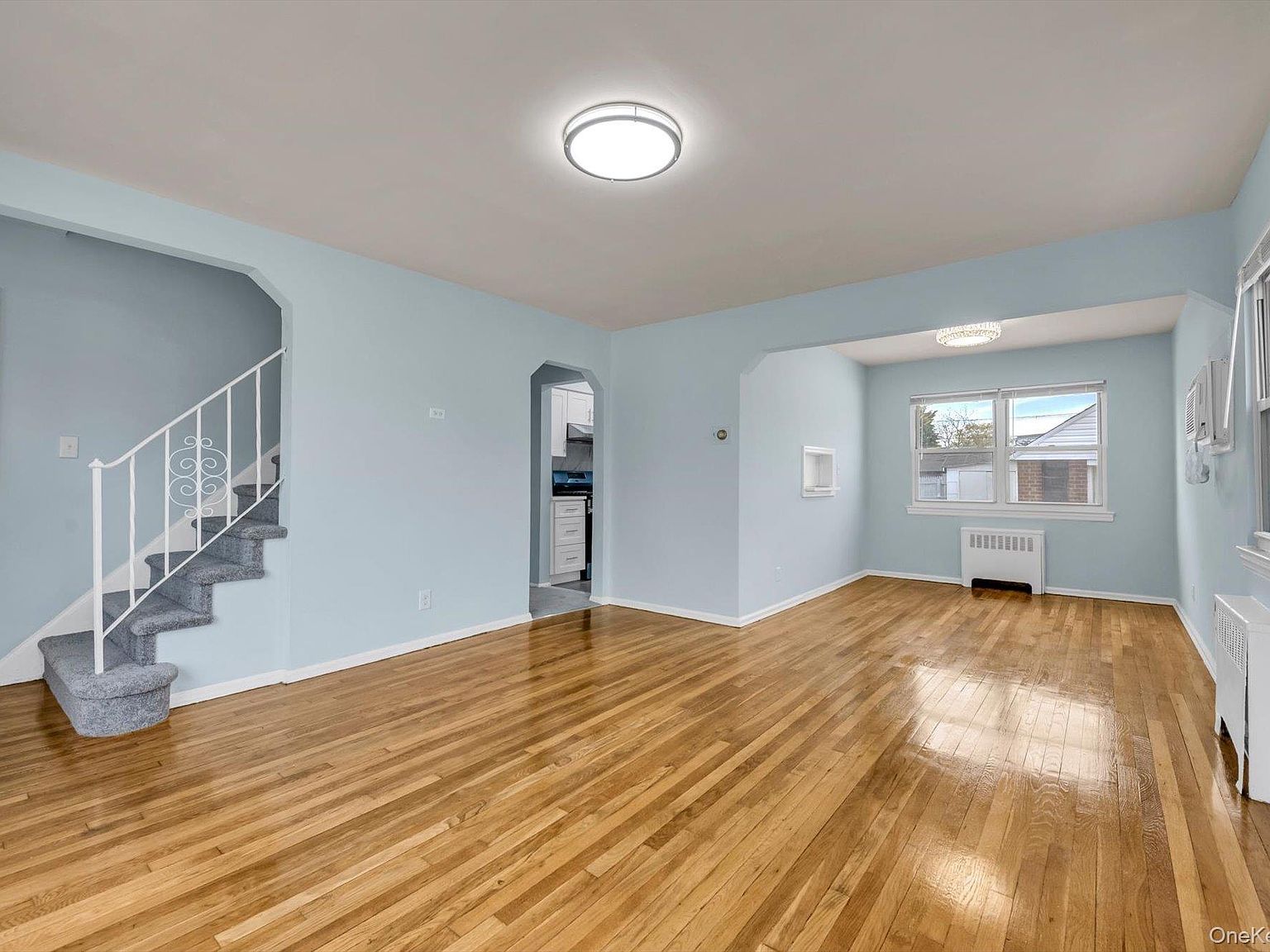 382 Old Country Rd Mineola, NY 11501 - Thumbnail 5