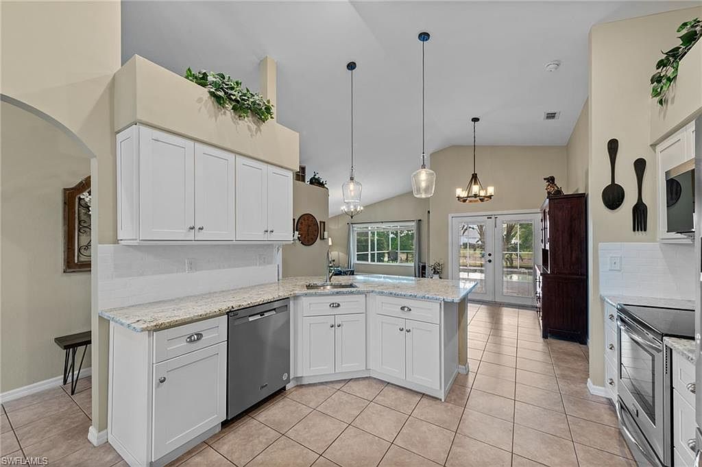 21729 Windham Run Estero, FL 33928 - Thumbnail 5
