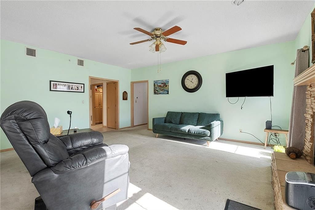 17800 E Bolger Rd APT 101 Independence, MO 64055 - Thumbnail 5