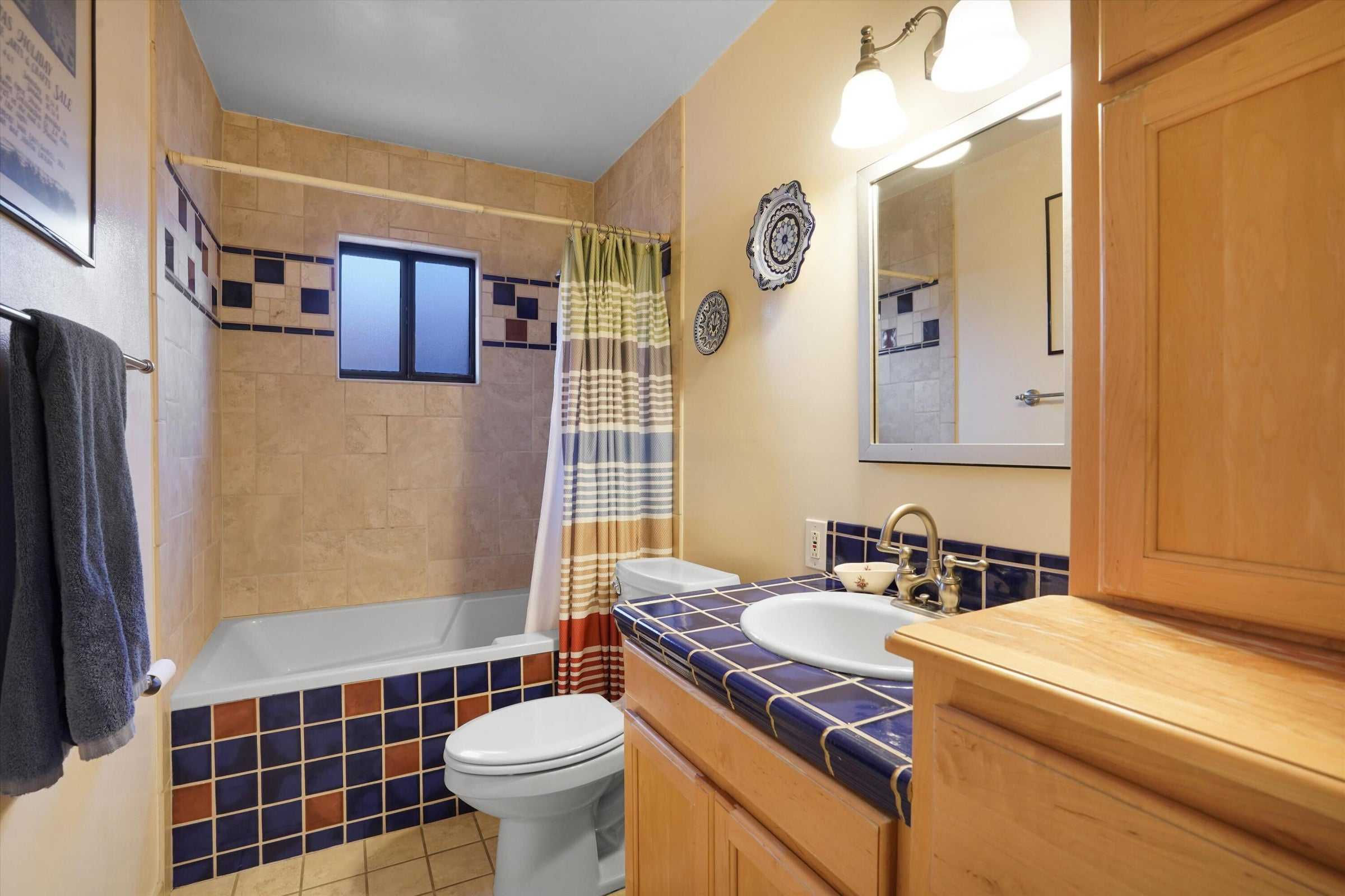 205 Natalie Avenue Northwest, Albuquerque, NM, USA, 87107 - Thumbnail 5